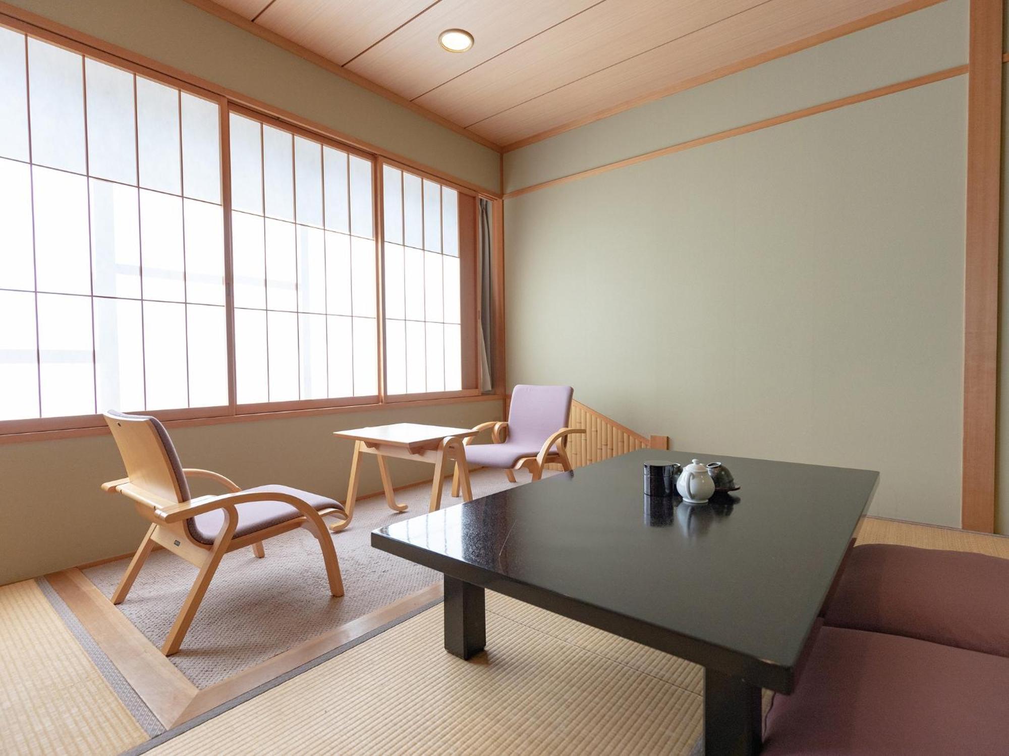 Tabist Kazeyuki Hotel Takayama  Bagian luar foto