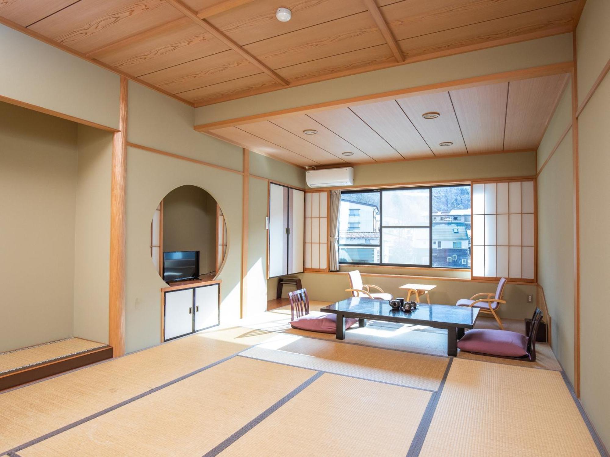 Tabist Kazeyuki Hotel Takayama  Bagian luar foto